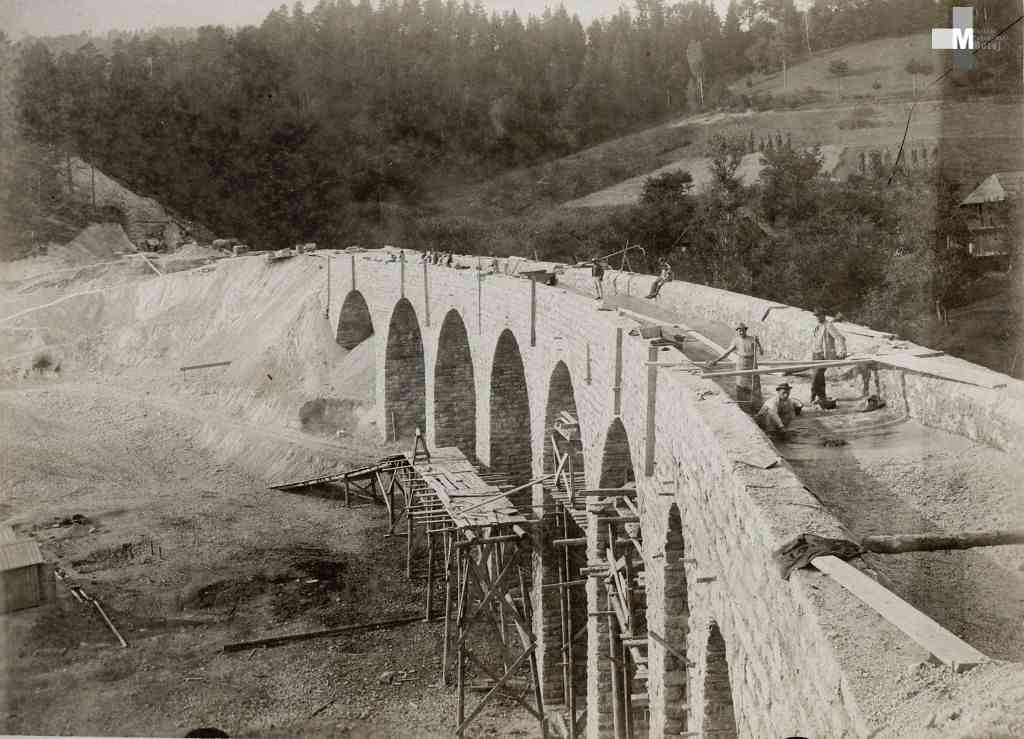 Štrekna - Gradnja viadukta Gornji Dolič, 1899.